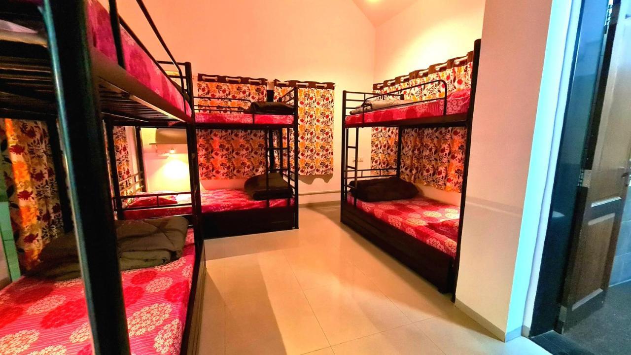 Lifespace- Spacious Hostel In A Luxurious Villa Pune Exterior photo