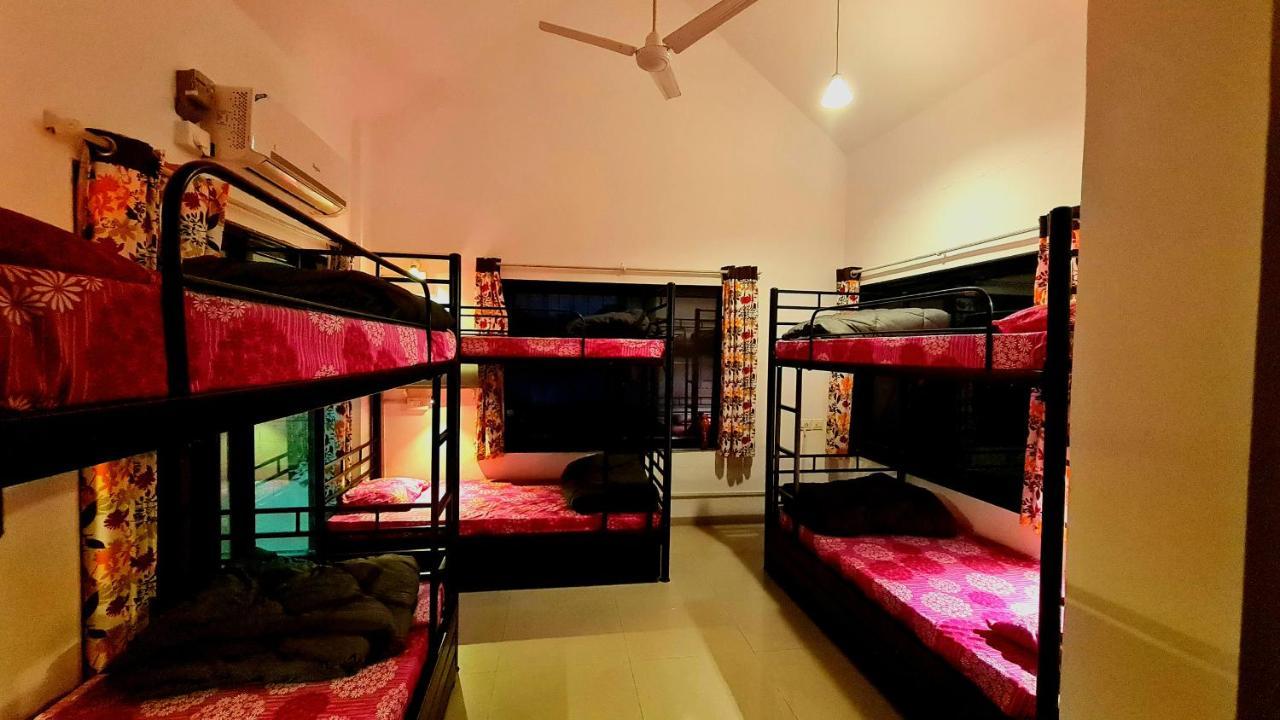 Lifespace- Spacious Hostel In A Luxurious Villa Pune Exterior photo