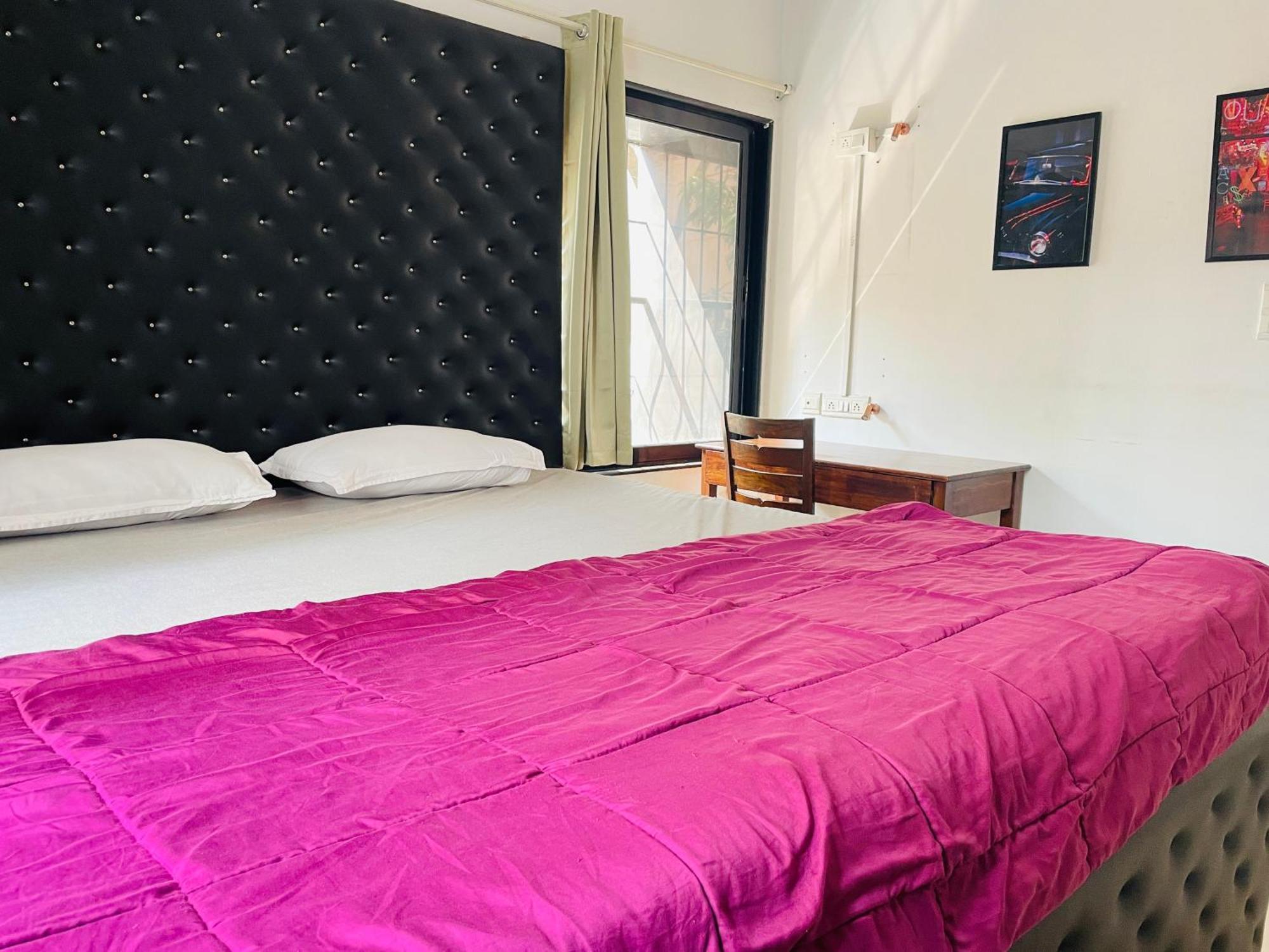 Lifespace- Spacious Hostel In A Luxurious Villa Pune Exterior photo